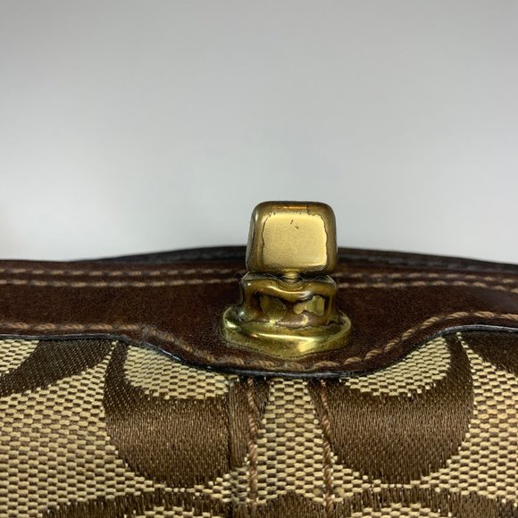 Coach Signature Turnlock Wristlet Khaki w/Leather - Picture 6 of 6